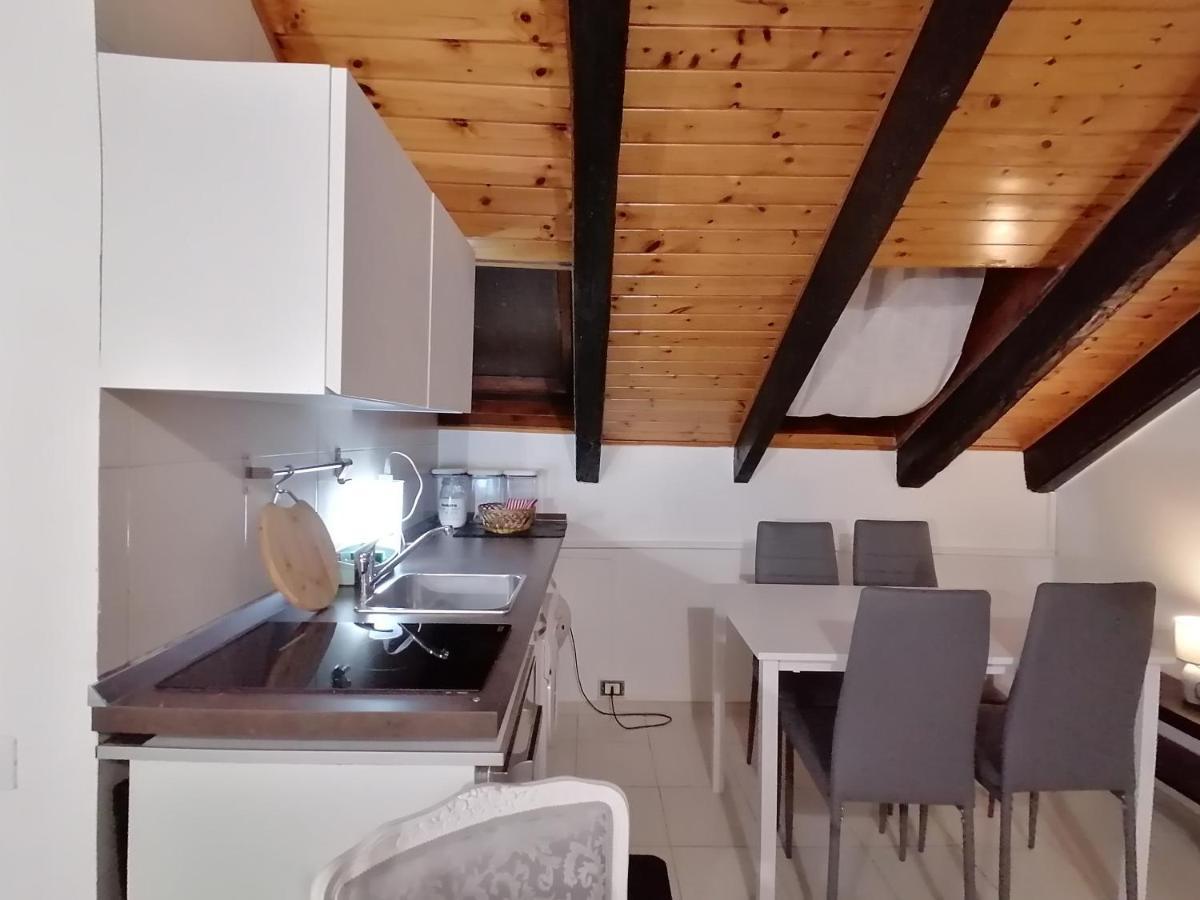 Апартаменты Mercanti Attic Version Милан Экстерьер фото