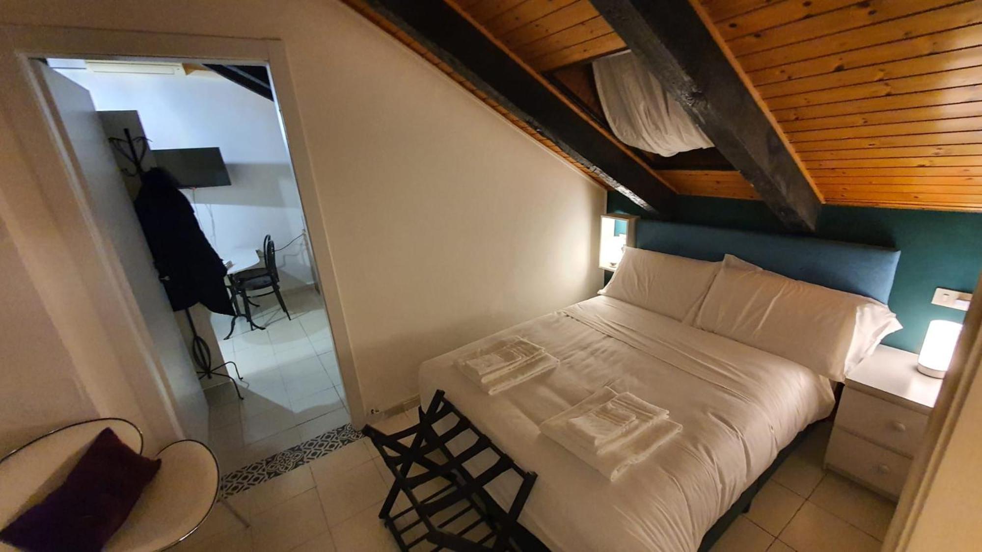 Апартаменты Mercanti Attic Version Милан Экстерьер фото